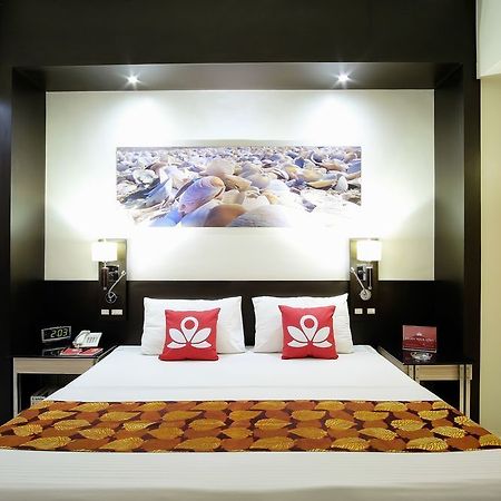 Zen Premium Mabini Street Hotel Manila Bagian luar foto